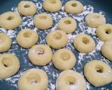 Foto langkah ke 5 dari resep Donat Kentang Empuk.