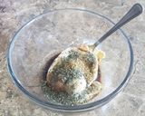 Foto del paso 1 de la receta: Salsa de yogurt para ensalada 🥗