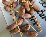 Une image de l'étape 1 de Croustillants de bricks aux dattes, amandes et miel.