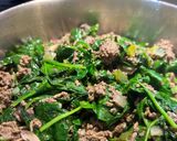A picture of step 3 of Spinach with Ground Beef Bake.