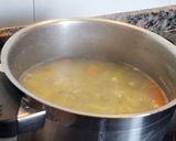 Foto del paso 1 de la receta Crema suave de patata y almejas