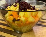 A picture of step 3 of Apple salad.