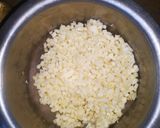 A picture of step 4 of Cheese Garlic Bread.