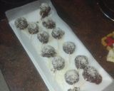 Foto del paso 2 de la receta: Trufas de turrón y fruta confitada