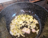 Foto del paso 1 de la receta: Pollo con almendras y salsa Tamari