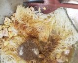 Foto langkah ke 2 dari resep Bihun Goreng Ayam.