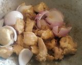 A picture of step 3 of Creamy black pepper chicken.