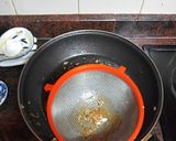 Foto del paso 2 de la receta: Cochino frito con papas y champiñones