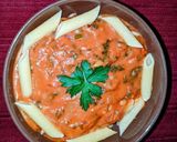 A picture of step 2 of Penne alla Vodka.
