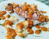Foto del paso 6 de la receta: Calamar con gambones y salsa vieira