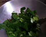 Foto langkah ke 4 dari resep Tumis pakcoy tauge.