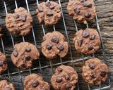 Foto langkah ke 7 dari resep Dcc cookies 4 bahan ala good time Kw Simple.