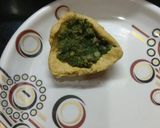 A picture of step 2 of Bathua aloo kachori.
