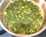 முருங்கைக்கீரை வேர்க்கடலை பொரியல் ரெசிபி ஸ்டேப் 4 புகைப்படம்