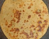 A picture of step 5 of Aloo Paratha.