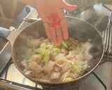 รูปขั้นตอนการทำที่ 5 ของ ผัดหมูสามชั้นน้ำพริกกะปิ
