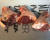 Une image de l'étape 3 de Souris d'agneau confites au miel, thym et romarin.