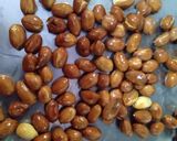 कुरकुरीत नायलॉन साबुदाणा चिवडा (उपवास special) (kurkurit nylon sabudana chivda recipe in marathi) रेसिपी स्टेप 1 फोटो 