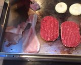 Une image de l'étape 1 de Hamburger à la plancha.