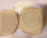 Foto del paso 2 de la receta: Bacon queso y algo más