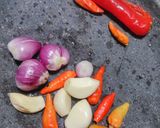 Foto langkah ke 2 dari resep Tongkol Suwir Simple Enak.