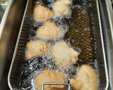 Foto del paso 2 de la receta: Buñuelos de manzana 🍎 y canela