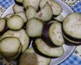 Foto langkah ke 1 dari resep Terong goreng tepung.