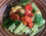Foto del paso 3 de la receta Cintas de espinaca, con berenjena y pimiento asado (esgarrat)