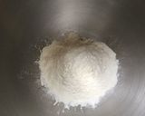 Une image de l'étape 1 de Pâte brisée aux trois farines et lait.