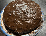 Foto del paso 9 de la receta: Bizcocho de naranja y yogurt con cubierta de chocolate