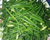 ผัดดอกกุยช่ายใส่ตับหมู วิธีทำสูตร 1 รูป