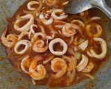 Foto langkah ke 4 dari resep Cumi Udang Saos Padang.