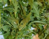 Foto del paso 1 de la receta: Ensalada fresca de rúcula, pera y rábanos