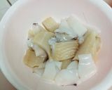 รูปขั้นตอนการทำที่ 1 ของ ต้มยำทะเล หม้อหุงข้าว