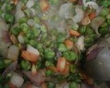A picture of step 2 of Shalgam matar ki sabji.