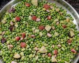 संक्रांत स्पेशल भोगीची भाजी (bhogichi bhaji recipe in marathi) रेसिपी स्टेप 1 फोटो