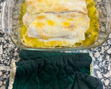 Foto del paso 1 de la receta: Filetes de merluza al horno con salsa de vino 🍷 y nata!!!
