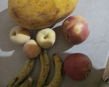 A picture of step 1 of Juicy fruit chaat.