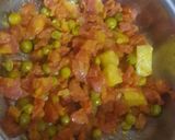A picture of step 1 of Gajar ka pratha.