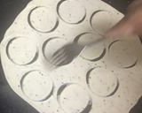 A picture of step 5 of Kanda batata puri.