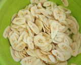 Foto langkah ke 1 dari resep Kripik Pisang Manis.