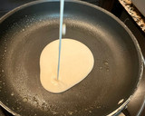 Foto del paso 3 de la receta: Masa de crepes sin huevo fácil y lista en 2 minutos en Thermomix