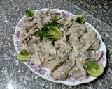 صورة لخطوة 1 من وصفة رنجة بطحينة و البصل🐟🍋🍶