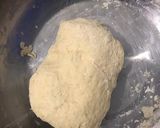 Foto del paso 2 de la receta: Focaccia con tomate cherrys, aceitunas negras y romero seco