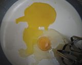 Foto langkah ke 2 dari resep Terang Bulan a.k.a Martabak manis (Indonesian Pancake).