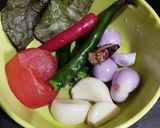 Foto langkah ke 1 dari resep Tumis Kangkung tanpa kecap.