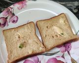 A picture of step 1 of Garlic chilli butter toast.