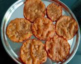 A picture of step 4 of Gujarati Malpua / Wheat flour and jaggery malpua.
