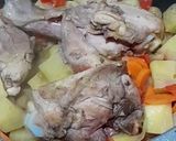 Foto del paso 2 de la receta: Guiso con pollo