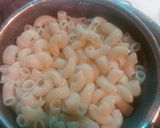 A picture of step 1 of Macaroni in white sauce.